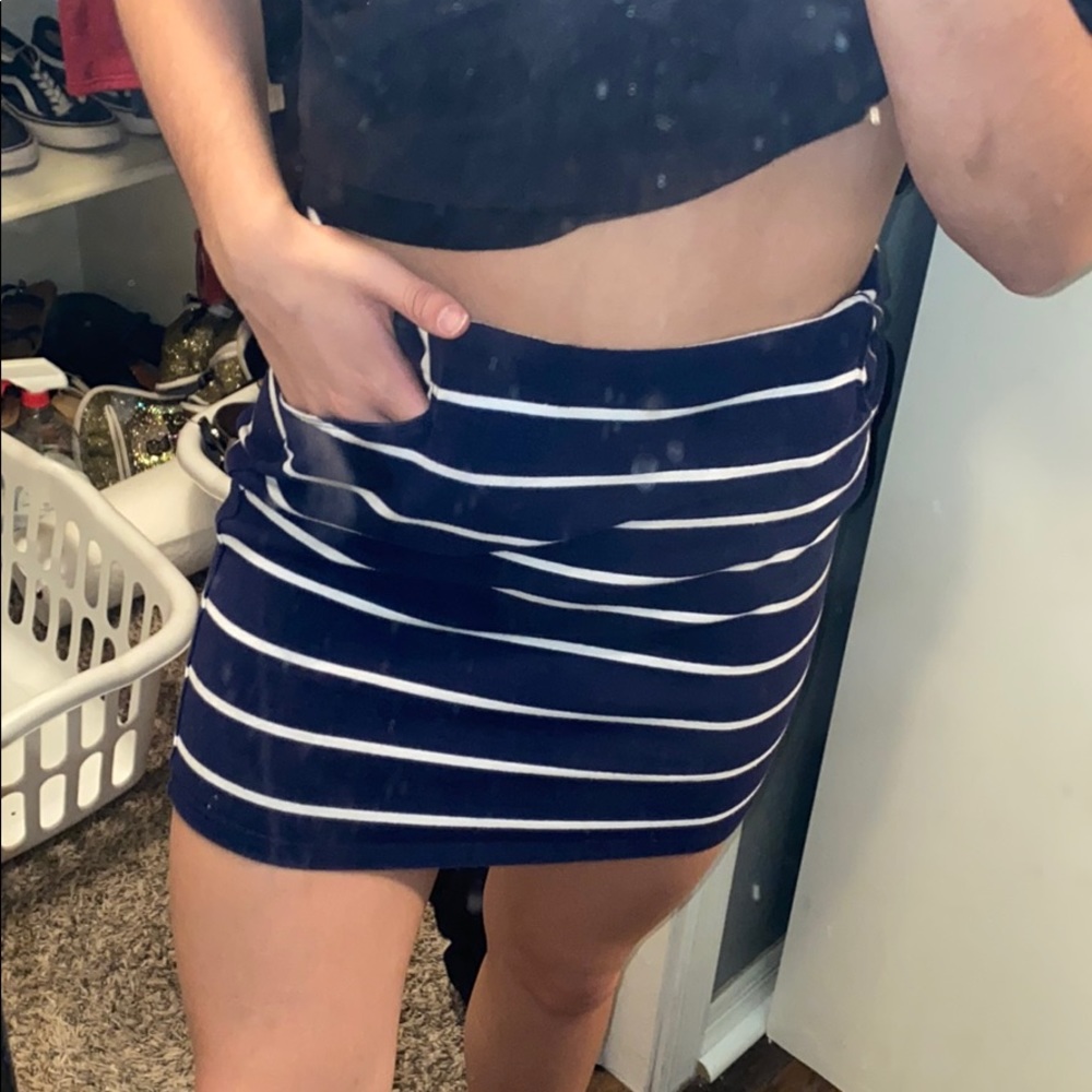 navy blue striped skirt with pockets